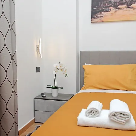 Misa San Lorenzo Guest house Rome