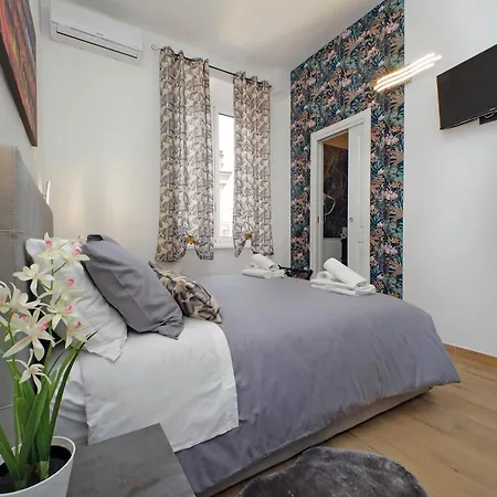 Misa San Lorenzo Guest house